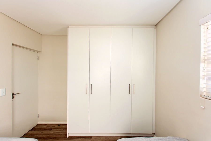 6 Bedroom Property for Sale in Mykonos Western Cape